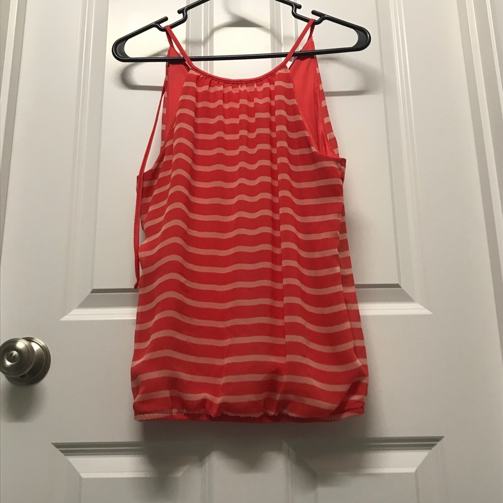 Express Top - Picture 2 of 3